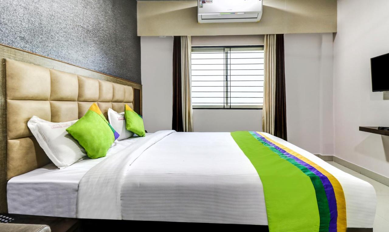 Treebo Sahara Suites 750 M From St Johns Medical College And Hospital Bengalúr Exteriér fotografie